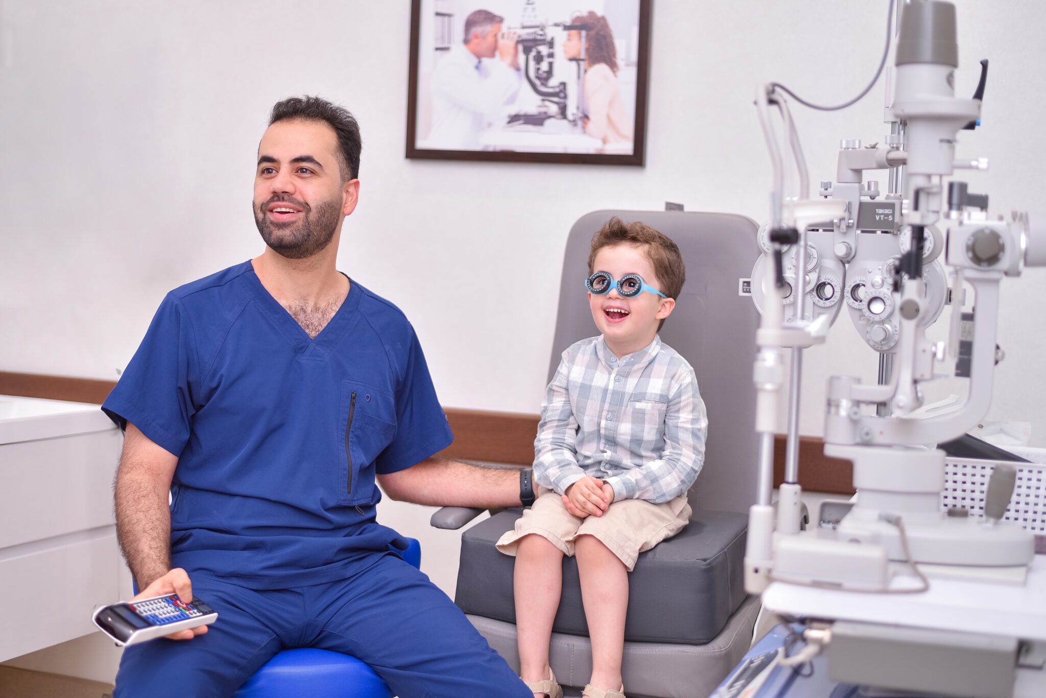 Advanced laser eye surgery technology
